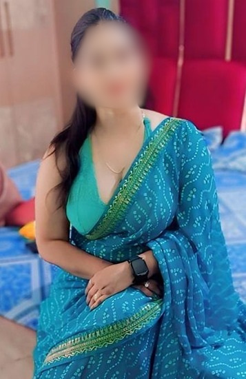 Bhumkar Chowk housewife call girl